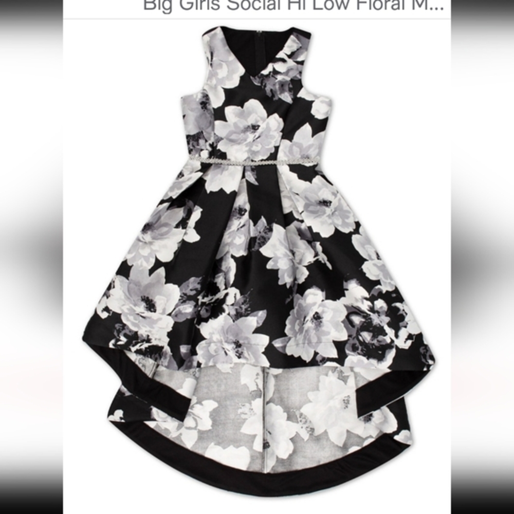 Chic Floral High-Low Skirt in Black and White